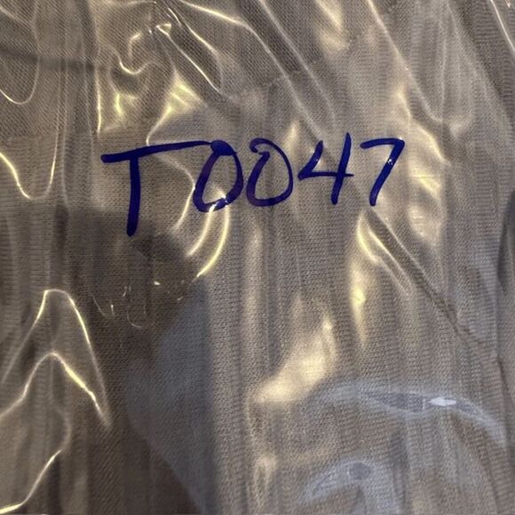 Oak + Fort Pleated Flowy Blouse Dolman Sleeves Gray Lightweight Size Medium - Picture 8 of 8